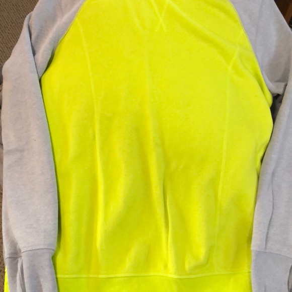 Sweatshirt - Picture 2 of 2